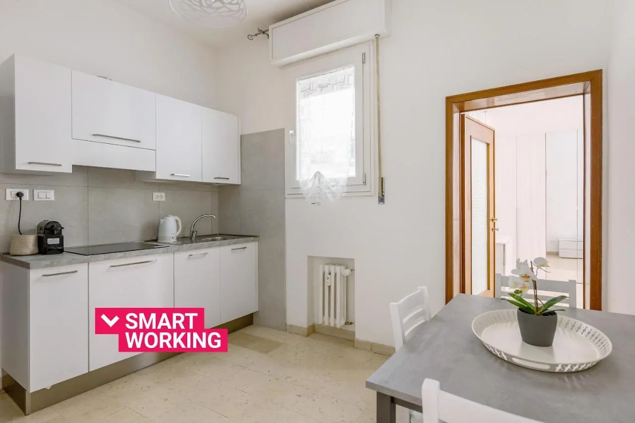 Primula Apartment By Wonderful Italy Bologna 0*,  Italia